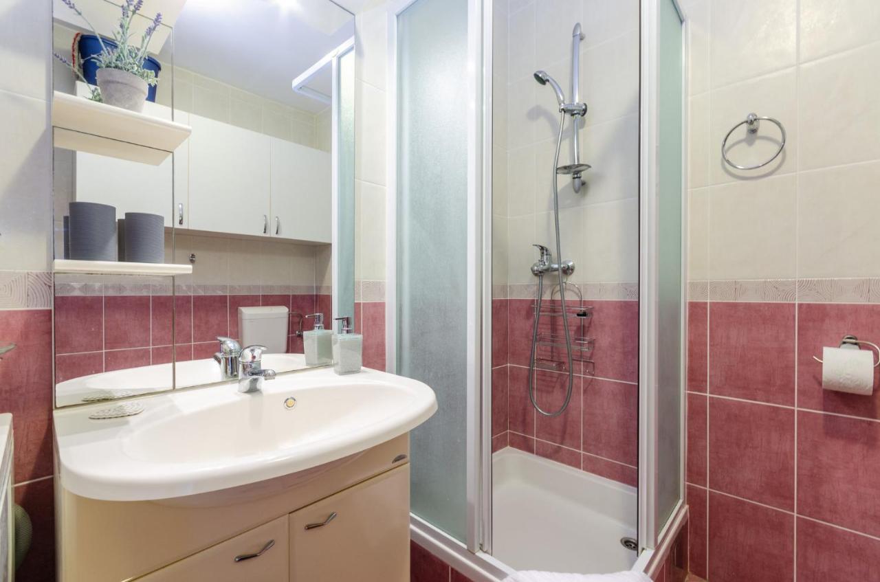 Juanita Appartement Dramalj Buitenkant foto
